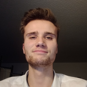Lucas - Prof de maths - Épron