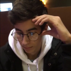 Axel - Prof d'aide aux devoirs - Gravigny