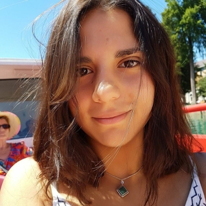 Hanna - Prof de maths - Fontès