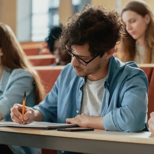 Alexandre - Prof de maths - Paris