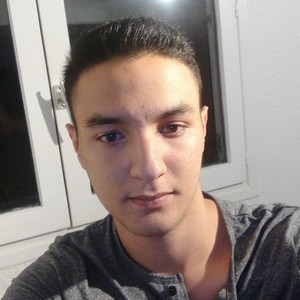Taha - Prof de maths - Issy-les-Moulineaux