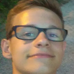Tom - Prof d'aide aux devoirs - Chéreng