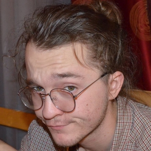 Adrien - Prof de méthodologie - Macau