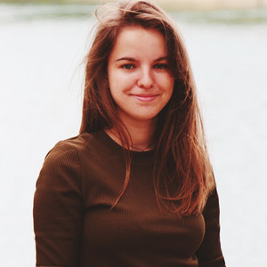 Charlotte - Prof de photographie - Wembley