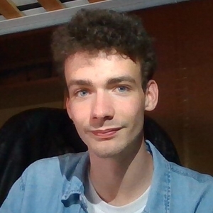 Thomas - Prof d'initiation informatique - Wezembeek-Oppem