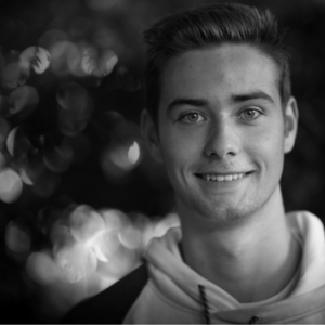Elliot - Prof de maths - Paris