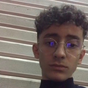 Yanis - Prof de maths - Montpellier