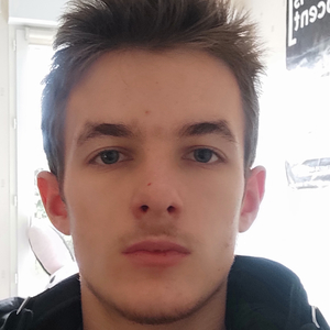 Enzo - Prof de maths - Andrésy