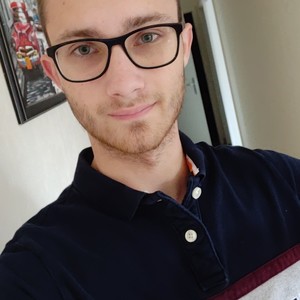 Lucas - Prof de physique - Évry-Courcouronnes