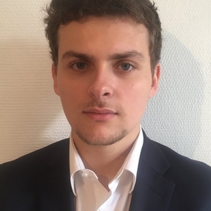 Alexandre - Prof de finance - Lyon