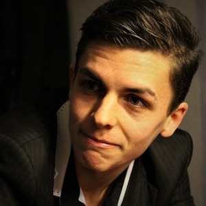 Lucas - Prof de physique - Nîmes