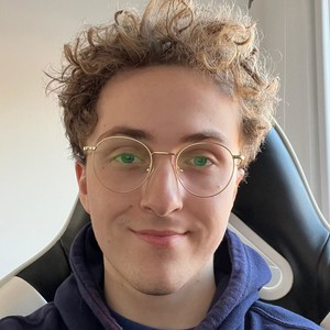 Teo - Prof de biologie - Bruxelles
