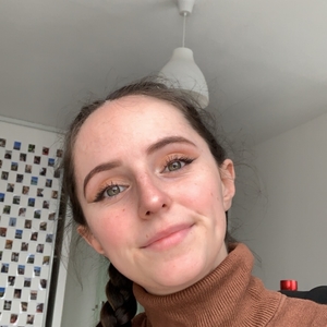 Lucie - Prof de physique - chimie - Besançon
