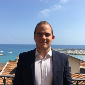 Paul - Prof d'histoire - géo - Menton