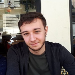Eliott - Prof de français - Salaise-sur-Sanne