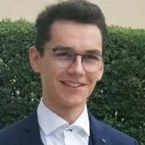 Cyprien - Prof d'histoire - géo - Niort