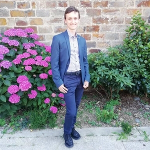 Nathan - Prof de culture générale - Lyon