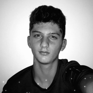 Enzo - Prof de maths - Eyguières