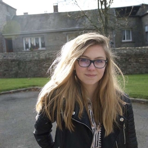 Laura - Prof d'anglais - Montchenu