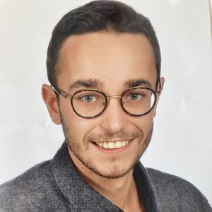 Theo - Prof de sciences sociales - Boulogne-Billancourt