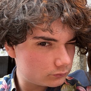 Nathan - Prof d'histoire - Paris