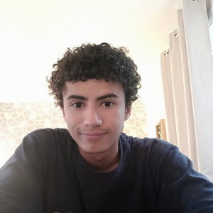 Adam - Prof d'aide aux devoirs - Paris 4e