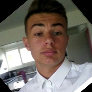 Enzo - Prof d'expression orale - anglais - Calais