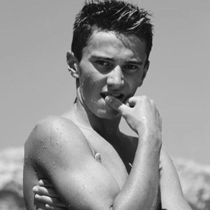 Valentin - Prof de maths - Caen