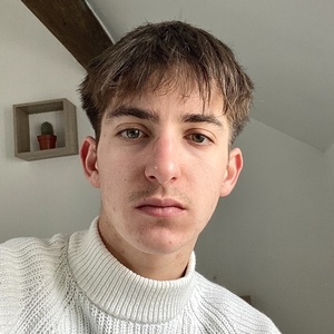 Arthur - Prof de maths - Reims