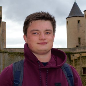 Antoine - Prof d'aide aux devoirs - Boust