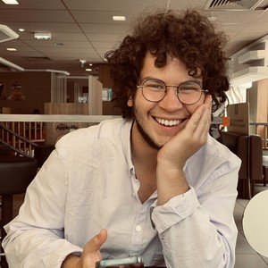 Hugo - Prof d'aide aux devoirs - Lyon