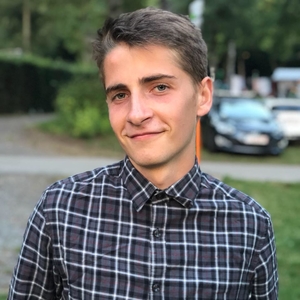Hadrien - Prof de maths - Évry-Courcouronnes