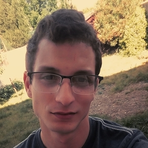 Anthony - Prof d'initiation informatique - Orange