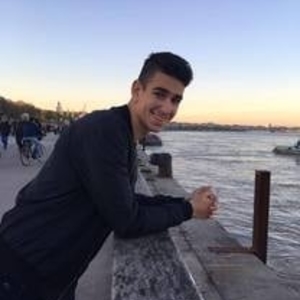 Charles - Prof de maths - Paris