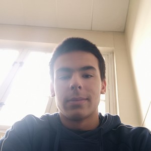 Theo - Prof d'aide aux devoirs - Bourg-la-Reine