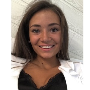 Clémence - Prof d'aide aux devoirs - La Pacaudière