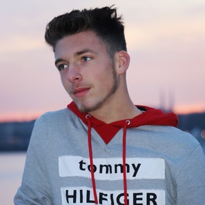 Louis - Prof de physique - chimie - Chartres