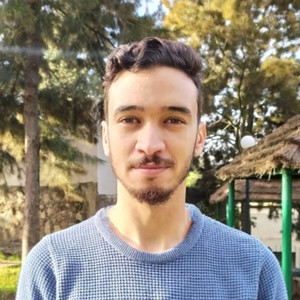 Yacine - Prof d'initiation informatique - Avignon