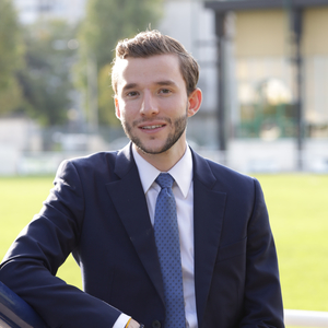 Tom - Prof de droit constitutionnel - Drancy