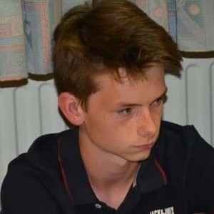 Marius - Prof de montage de pc - Braine-l'Alleud