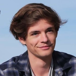 Cédric - Prof d'initiation informatique - Poitiers