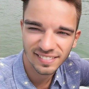 Nicolas - Prof de physique - Jouy-le-Moutier