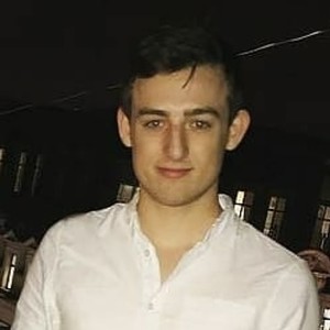 Charlie - Prof de maths - Greater London