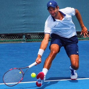 Alexandros - Prof de tennis - Bellignat