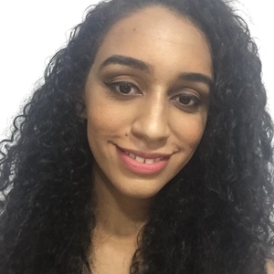 Rebeca - Prof de fle - français langue étrangère - Ponto Central