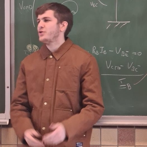 Maxime - Prof de maths - Herstal