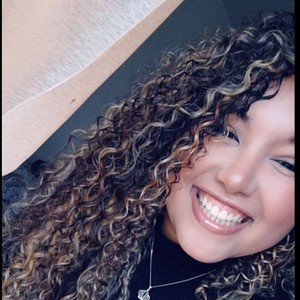 Yasmine - Prof de fle - français langue étrangère - Mantova