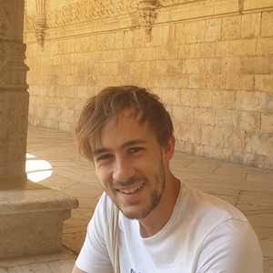 THEO - Prof de français - Lille