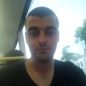 Ahcene - Prof de maths - Saint-Denis