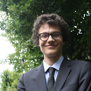 Vincent - Prof d'économie - Paris